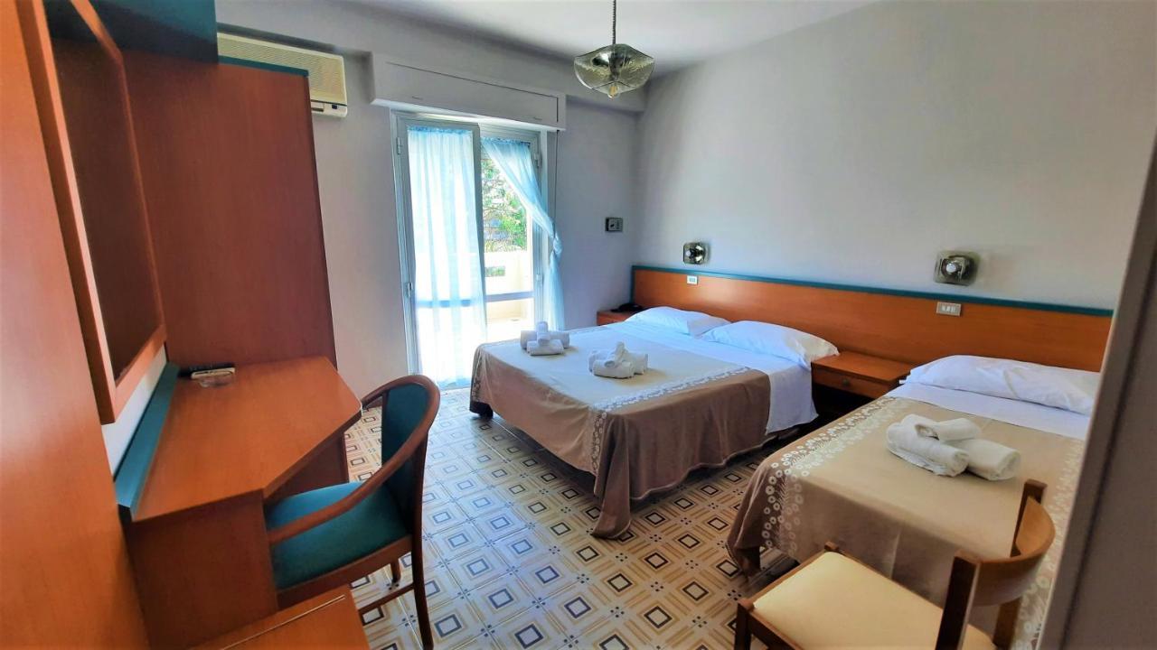 Hotel Pineta San Benedetto del Tronto Exteriér fotografie